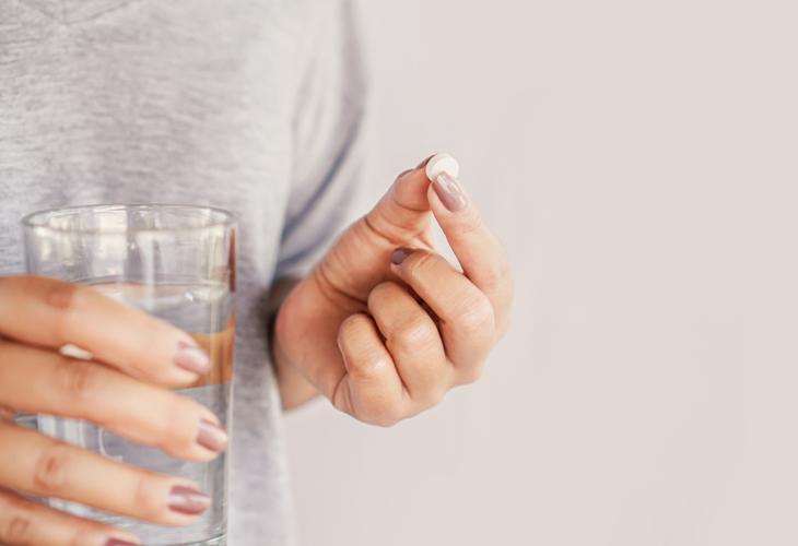 アフターピル（緊急避妊薬）は薬局で処方箋なしで買える？条件や買い方、買える場所とは