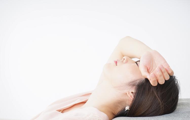 更年期のホットフラッシュとは？症状・原因・対処法を医師監修のもと解説