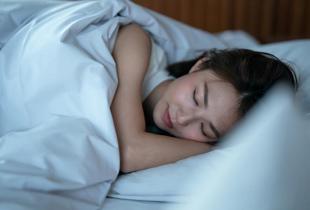 熟睡できないのはなぜ？原因や質の良い睡眠をもたらす