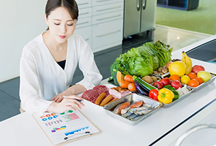 ビタミンB群とは？効果や不足による影響、ビタミンB群を多く含む食品を紹介